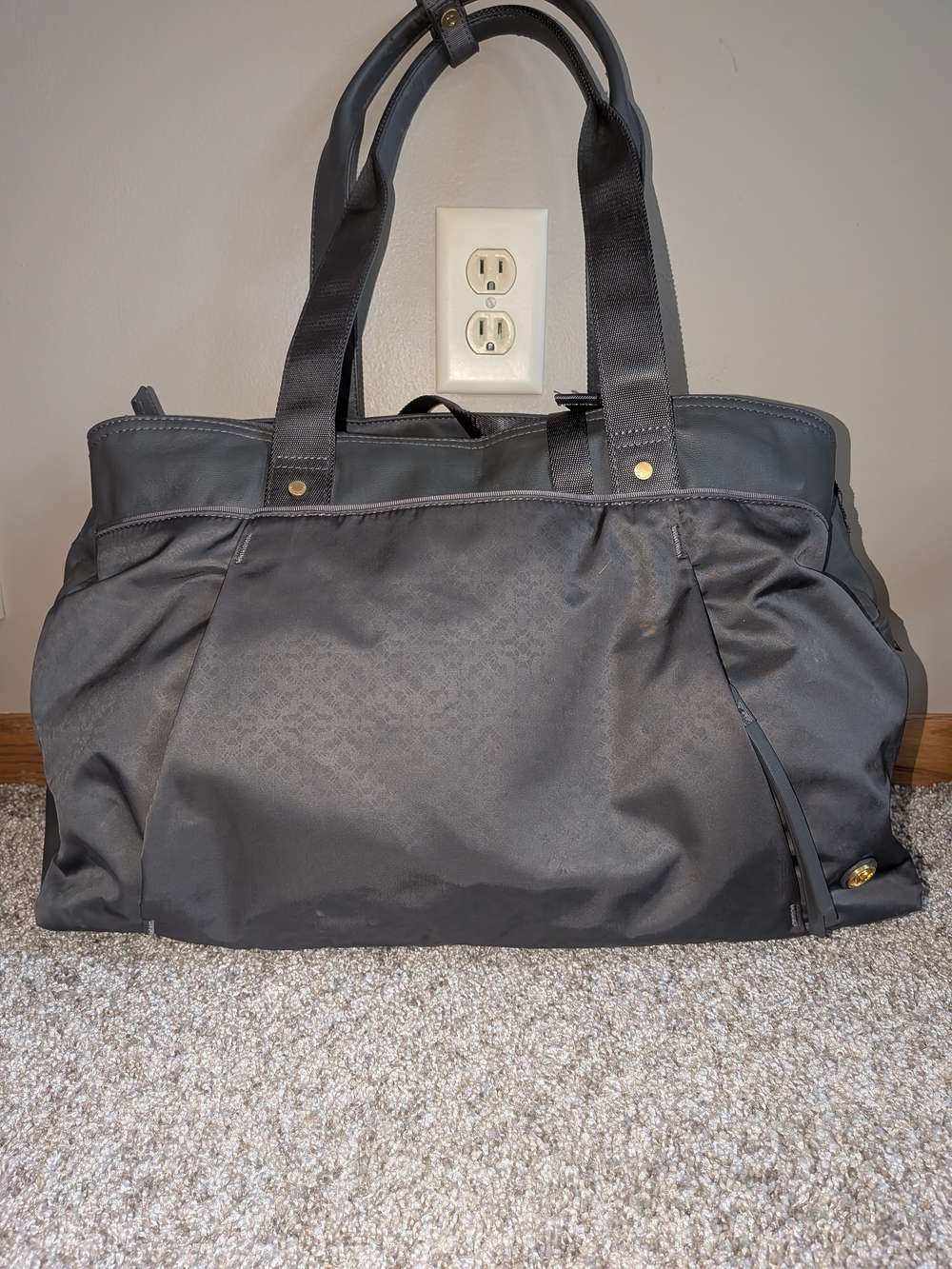 lululemon athletica Large Gray Duffel Tote Bag